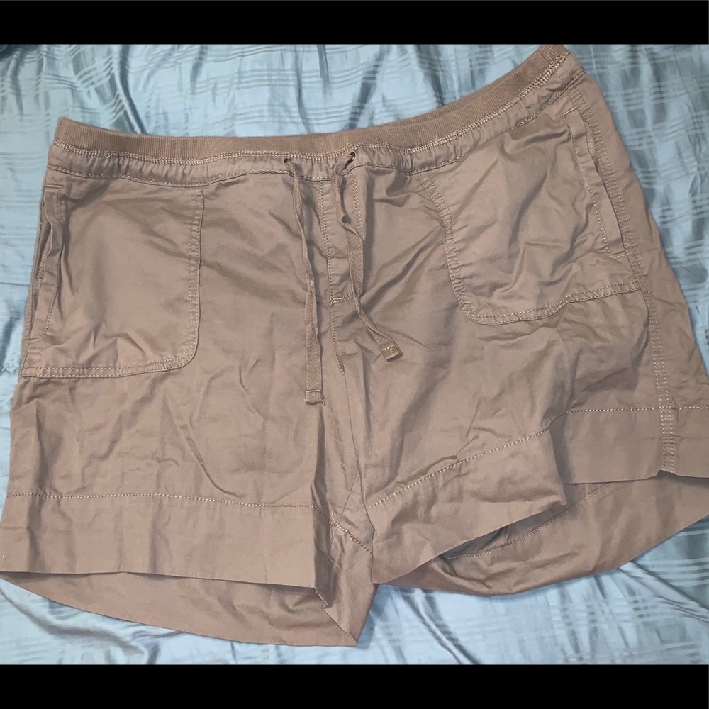 Old navy drawstring khaki shorts